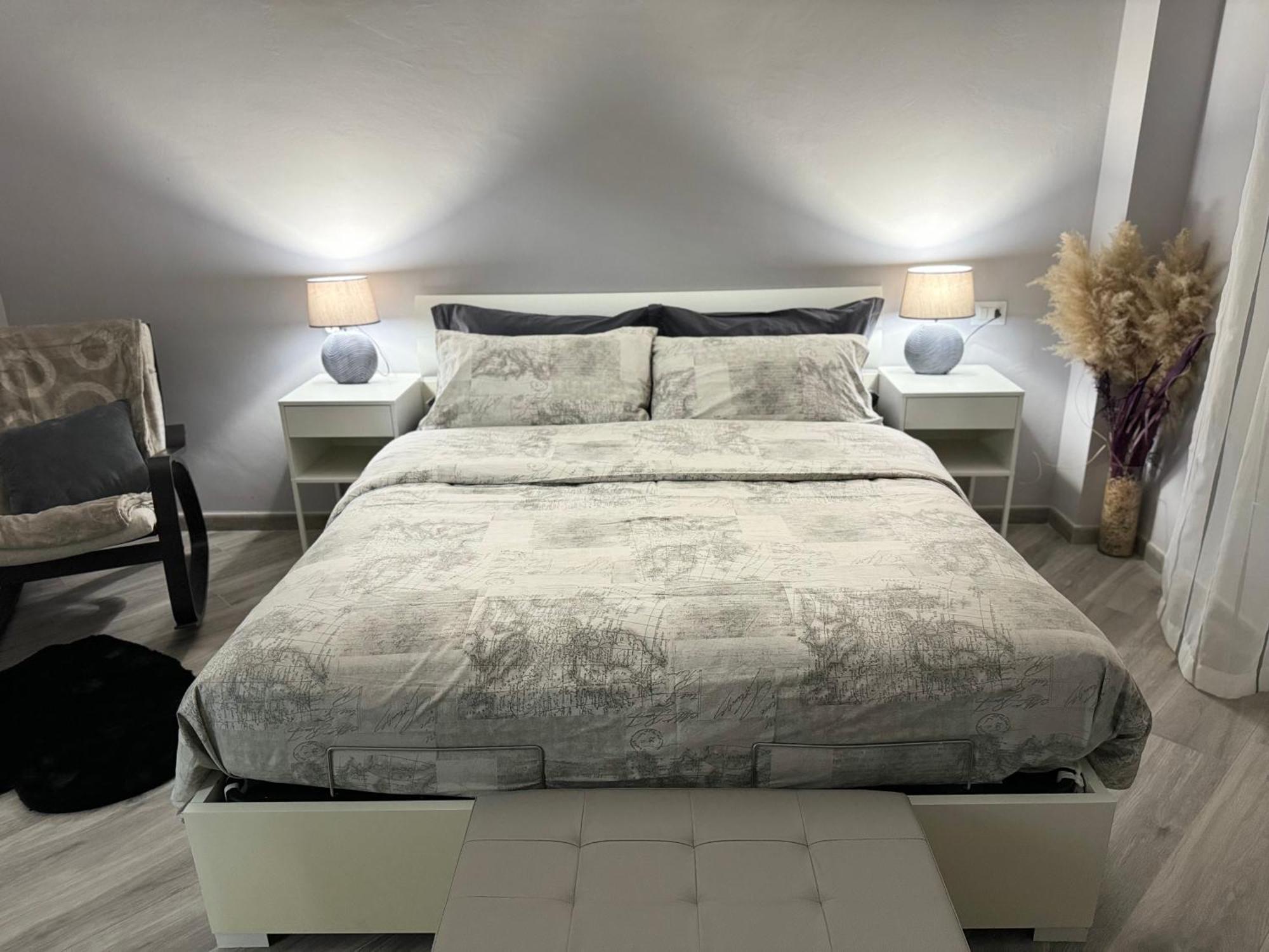 Апартаменты Trento House Zona Stazione Centro Storico Парма Экстерьер фото