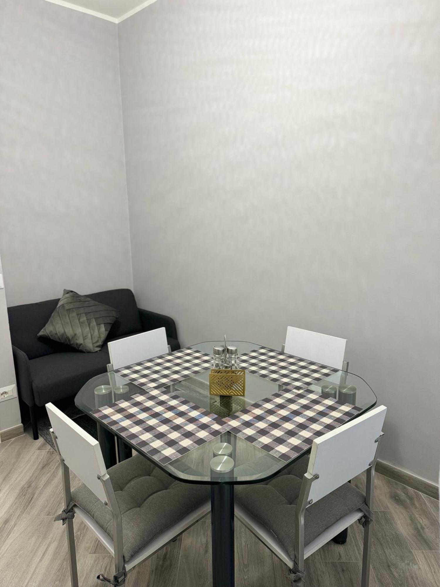 Апартаменты Trento House Zona Stazione Centro Storico Парма Экстерьер фото