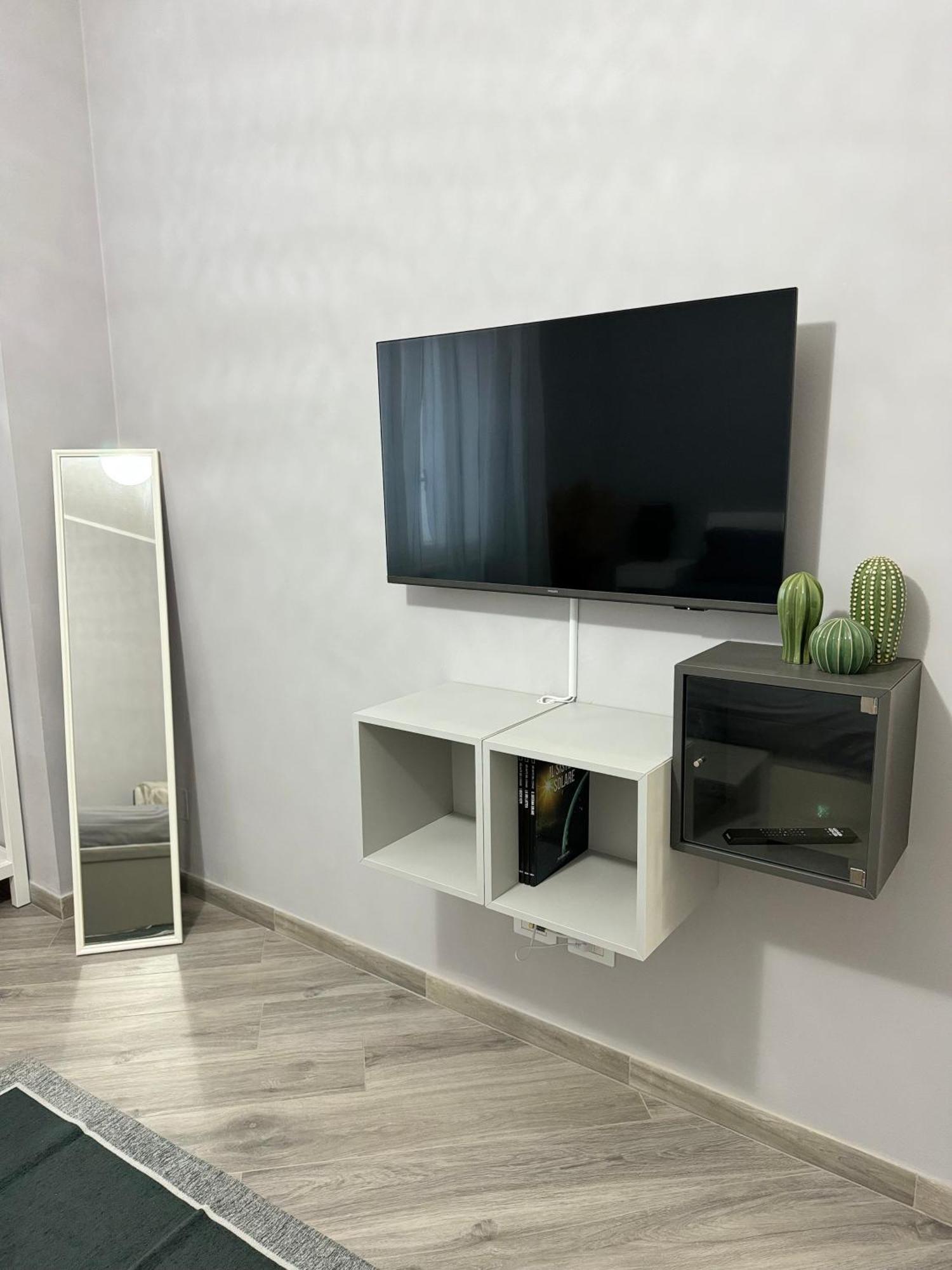 Апартаменты Trento House Zona Stazione Centro Storico Парма Экстерьер фото